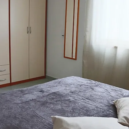 Karm 6 Places * أوترانتو