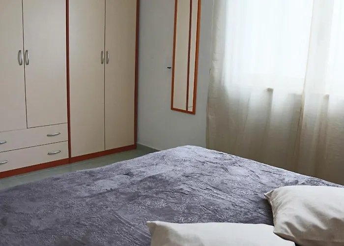 Karm 6 Places * Otrante